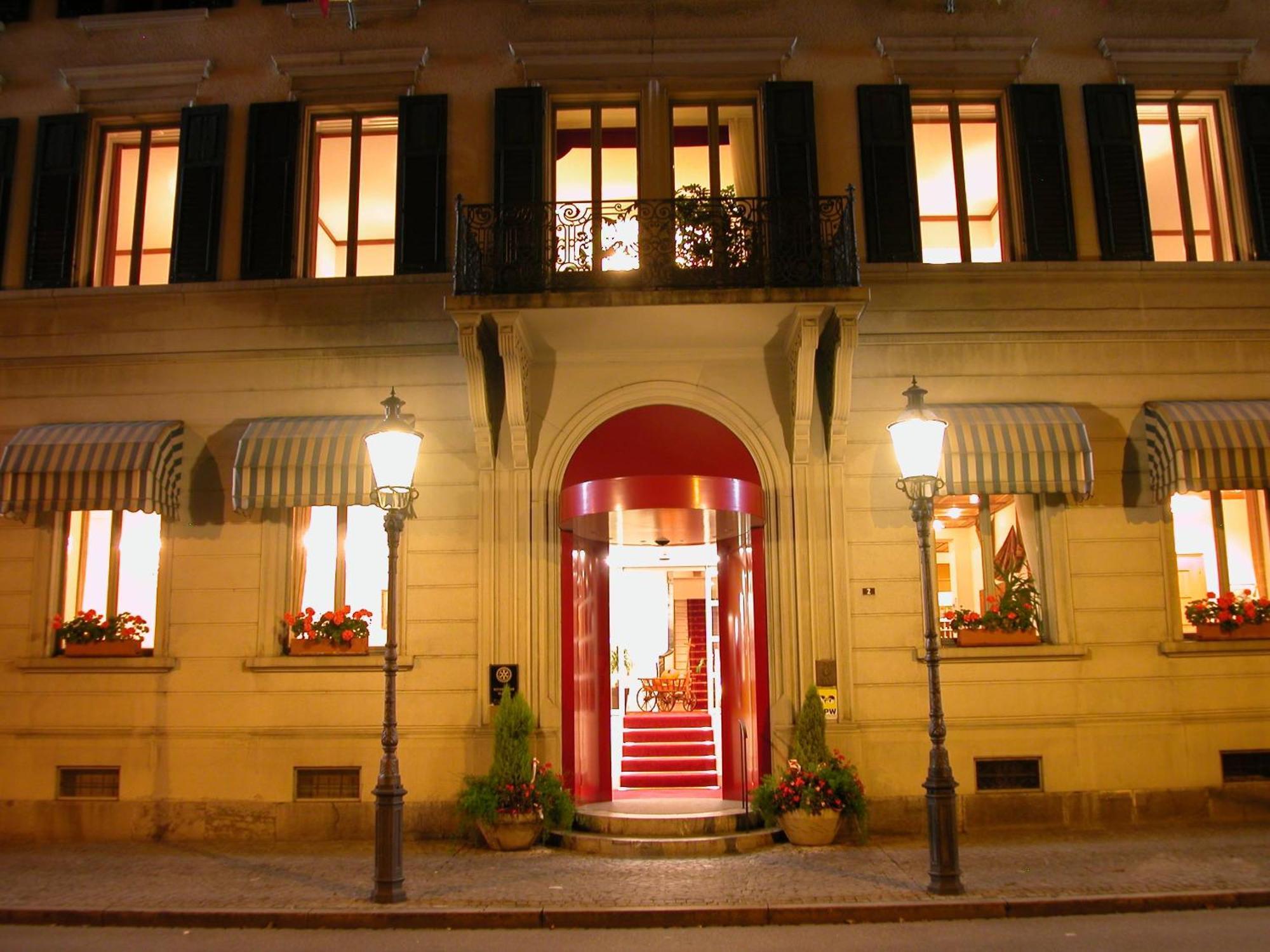 Hotel Post Glarnerhof Glarus Exterior foto