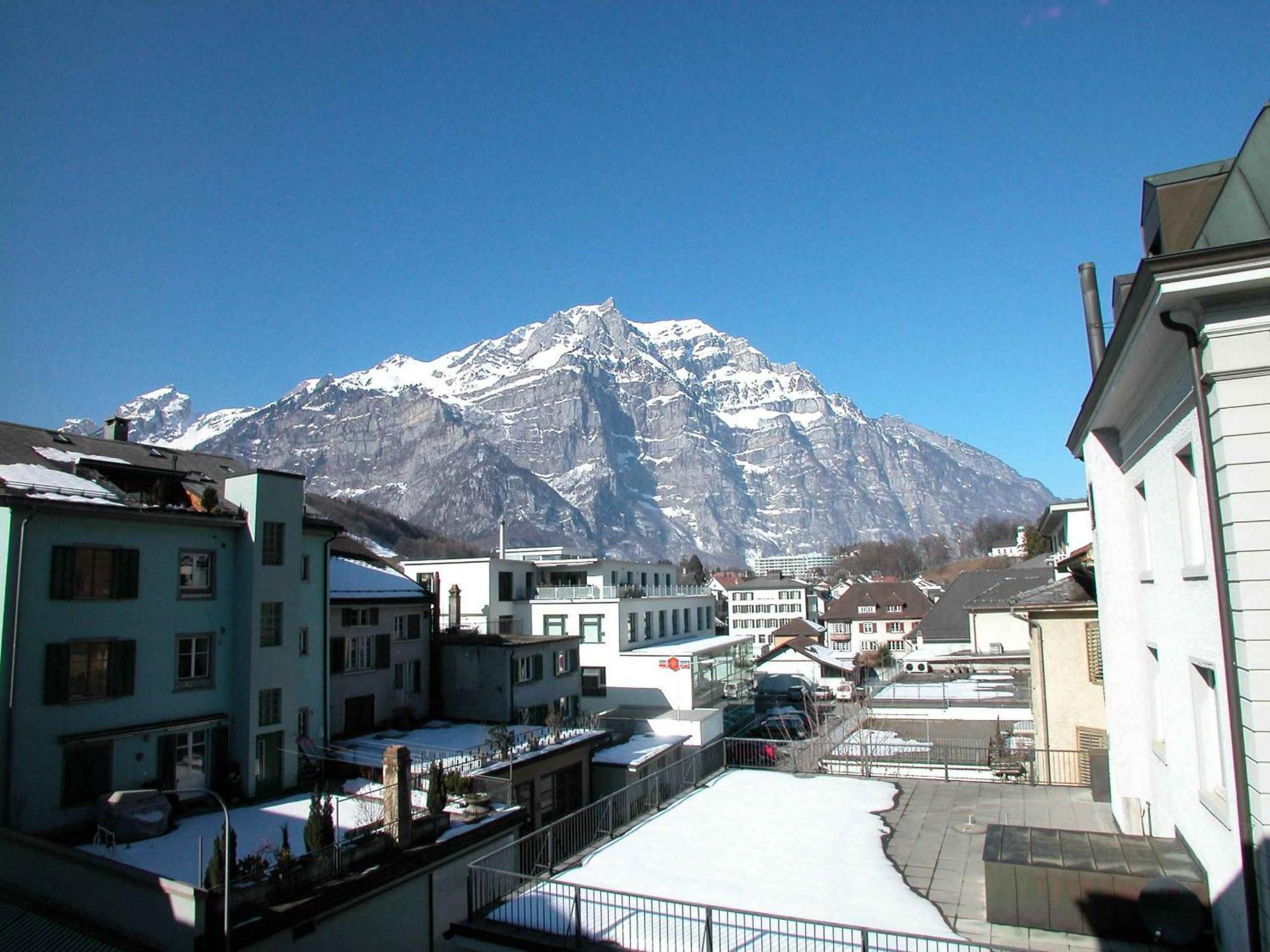 Hotel Post Glarnerhof Glarus Exterior foto